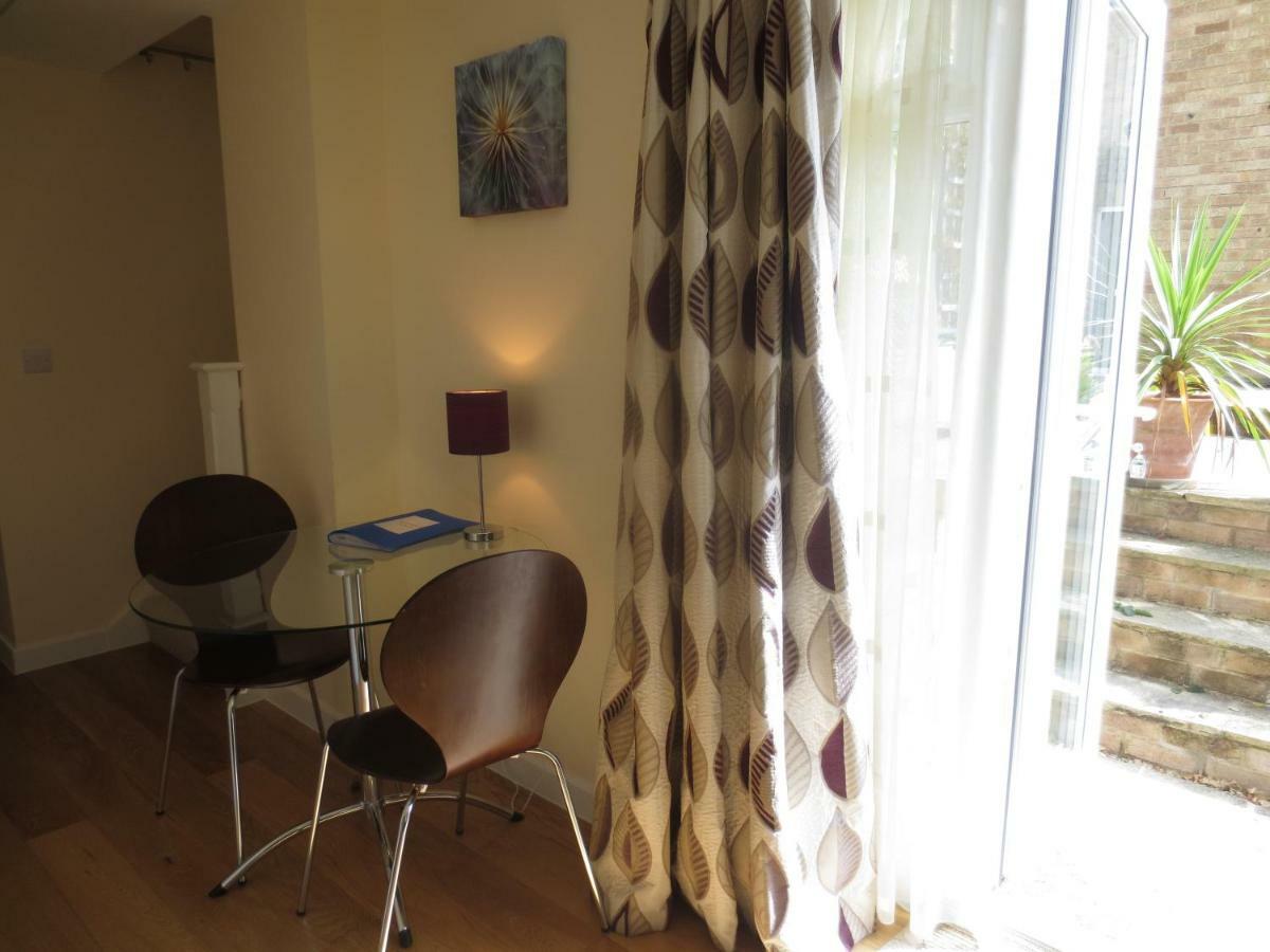 Oxford Apartments 1 מראה חיצוני תמונה